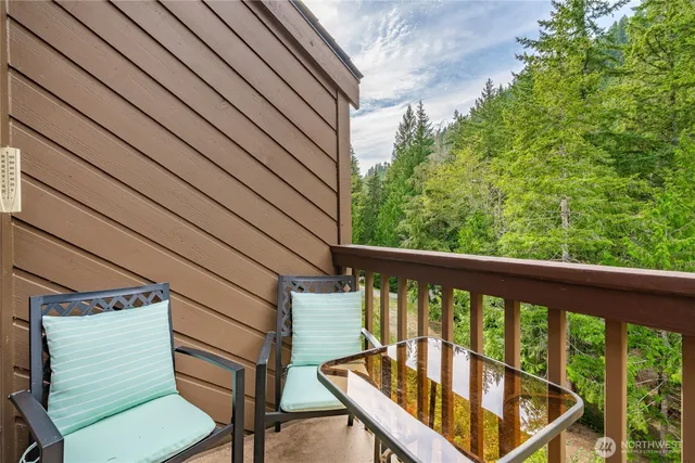 $435,000 | 10500 Mt Baker Highway, Unit 1006, Deming, WA 98244