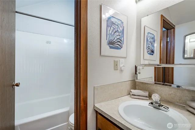 $435,000 | 10500 Mt Baker Highway, Unit 1006, Deming, WA 98244