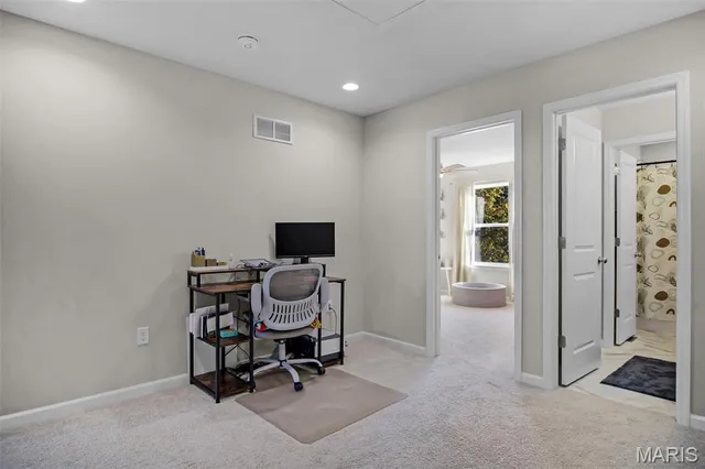 $369,900 | 401 Duffy Drive, Marine, IL 62061