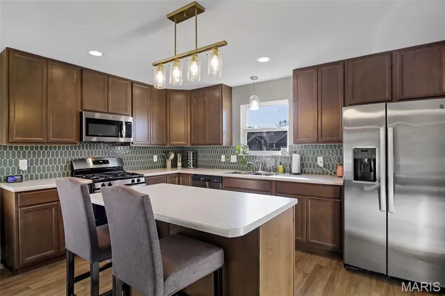 $369,900 | 401 Duffy Drive, Marine, IL 62061