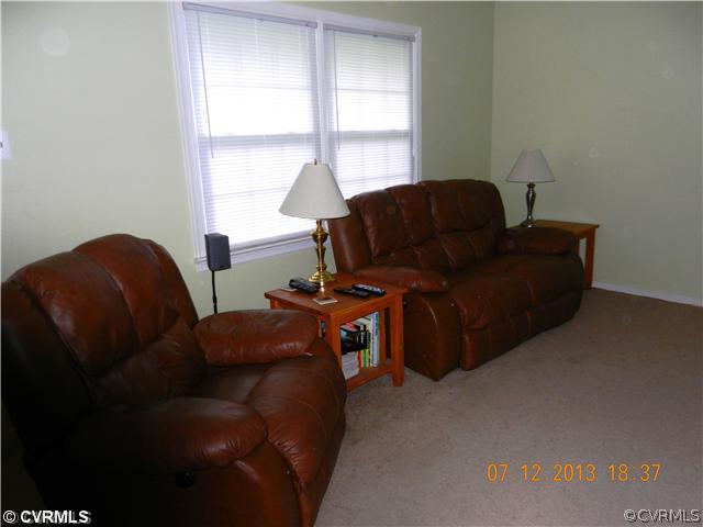 7320 Hopkins Road North Chesterfield, VA 23237 - Photo 3 of 13 a living room with furniture and a window