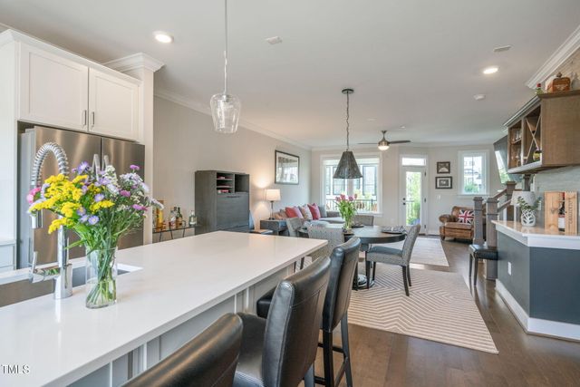 $705,000 | 1501 Draper Vw Loop, Unit 105, Raleigh, NC 27608