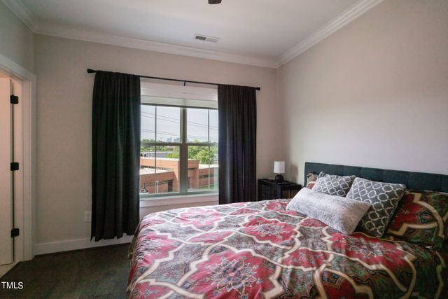 $705,000 | 1501 Draper Vw Loop, Unit 105, Raleigh, NC 27608