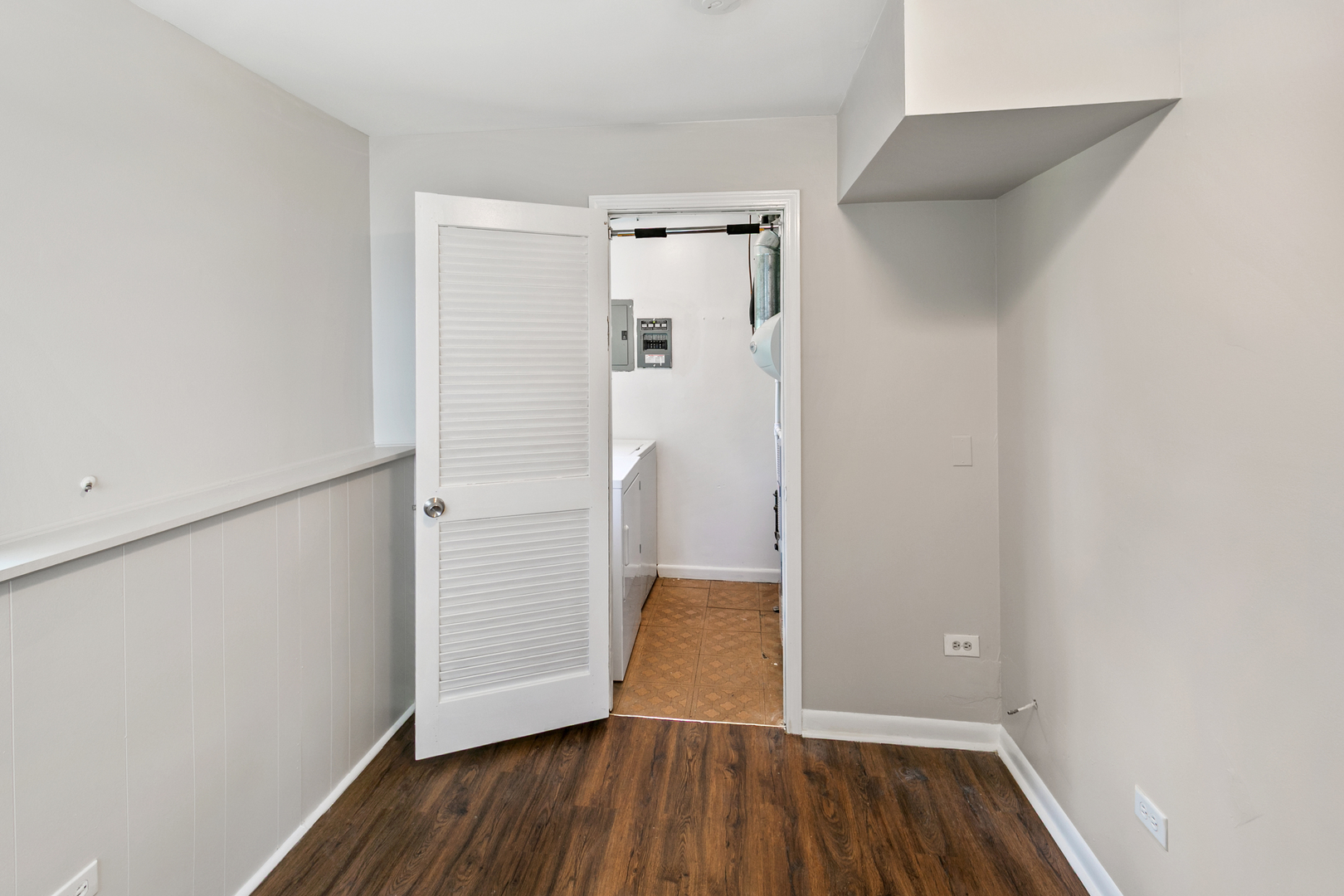 219 Countryside Lane Lindenhurst, IL 60046 - Photo 18 of 25