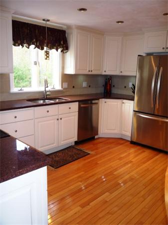 20 Robinwood Road Acton, MA 01720 - Photo 6 of 19 Gallery Image 6
