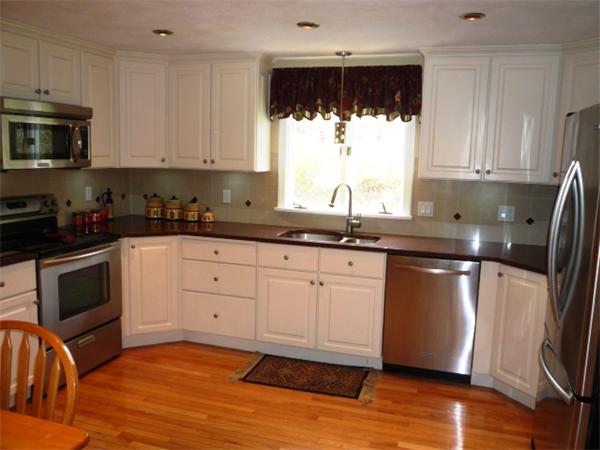 20 Robinwood Road Acton, MA 01720 - Photo 7 of 19 Gallery Image 7