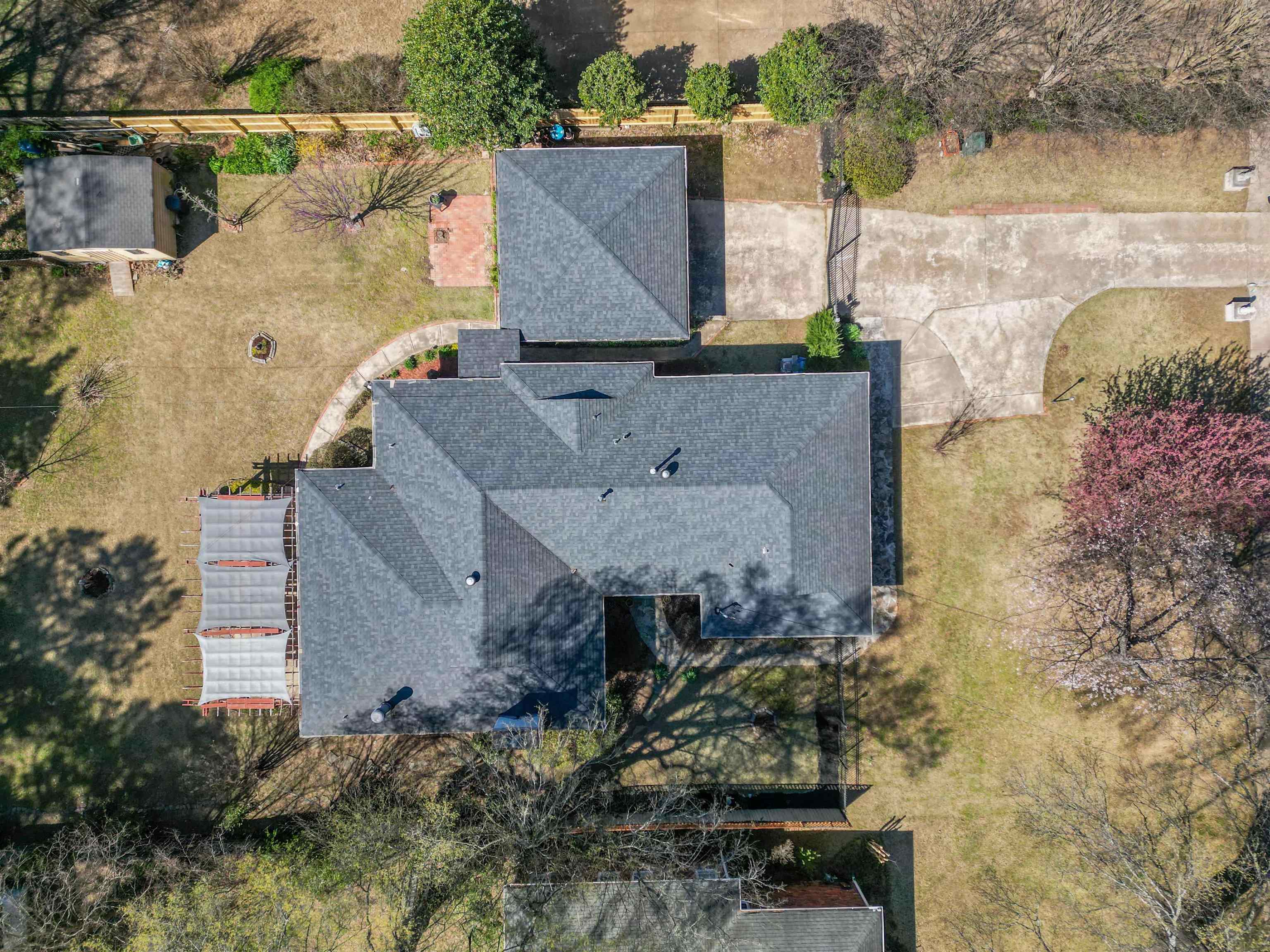 5099 Walnut Grove Road Memphis, TN 38117 - Photo 3 of 24 Aerial view