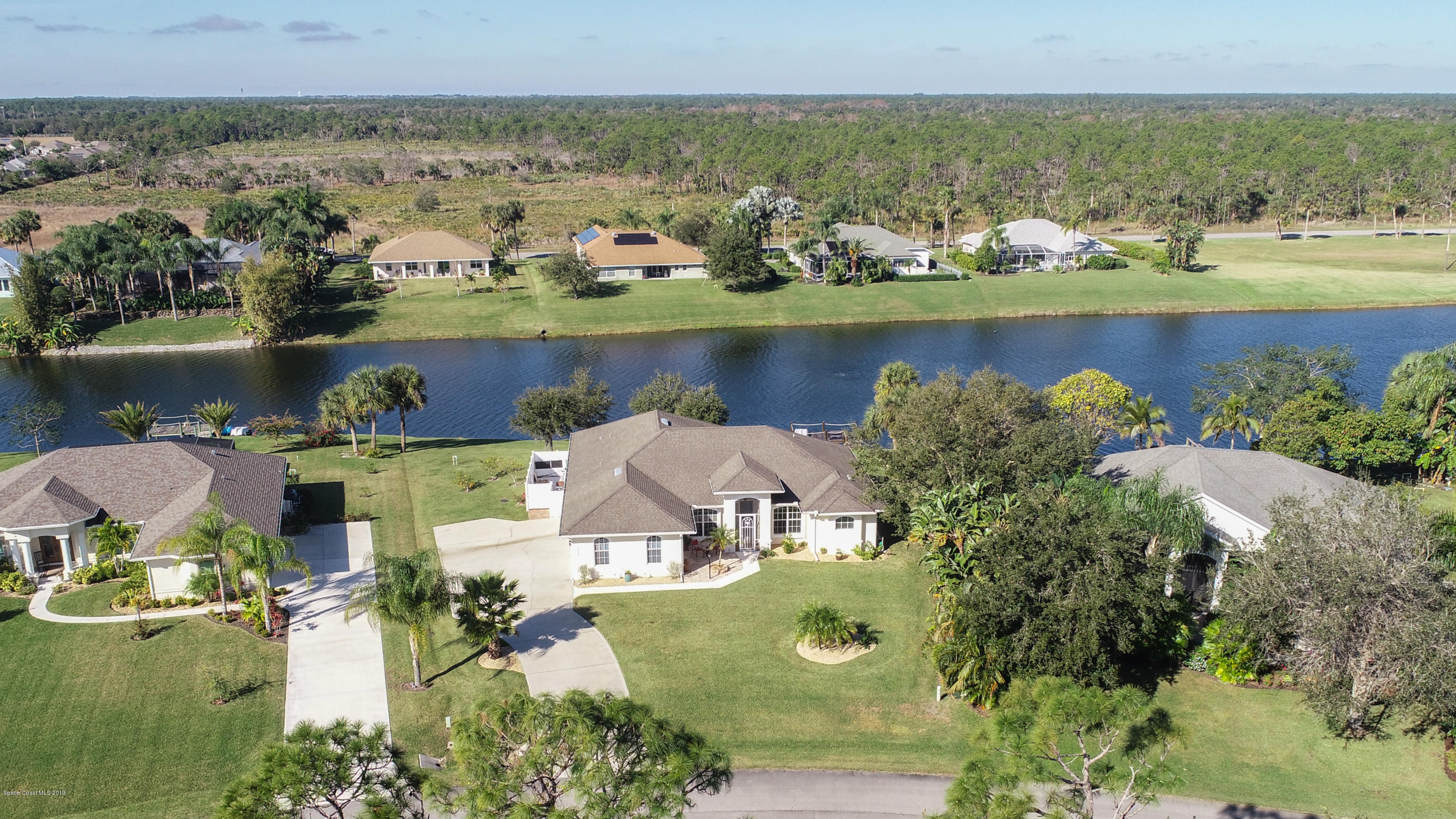 1572 Eagles Circle Sebastian, FL 32958 - Photo 2 of 48 large-2