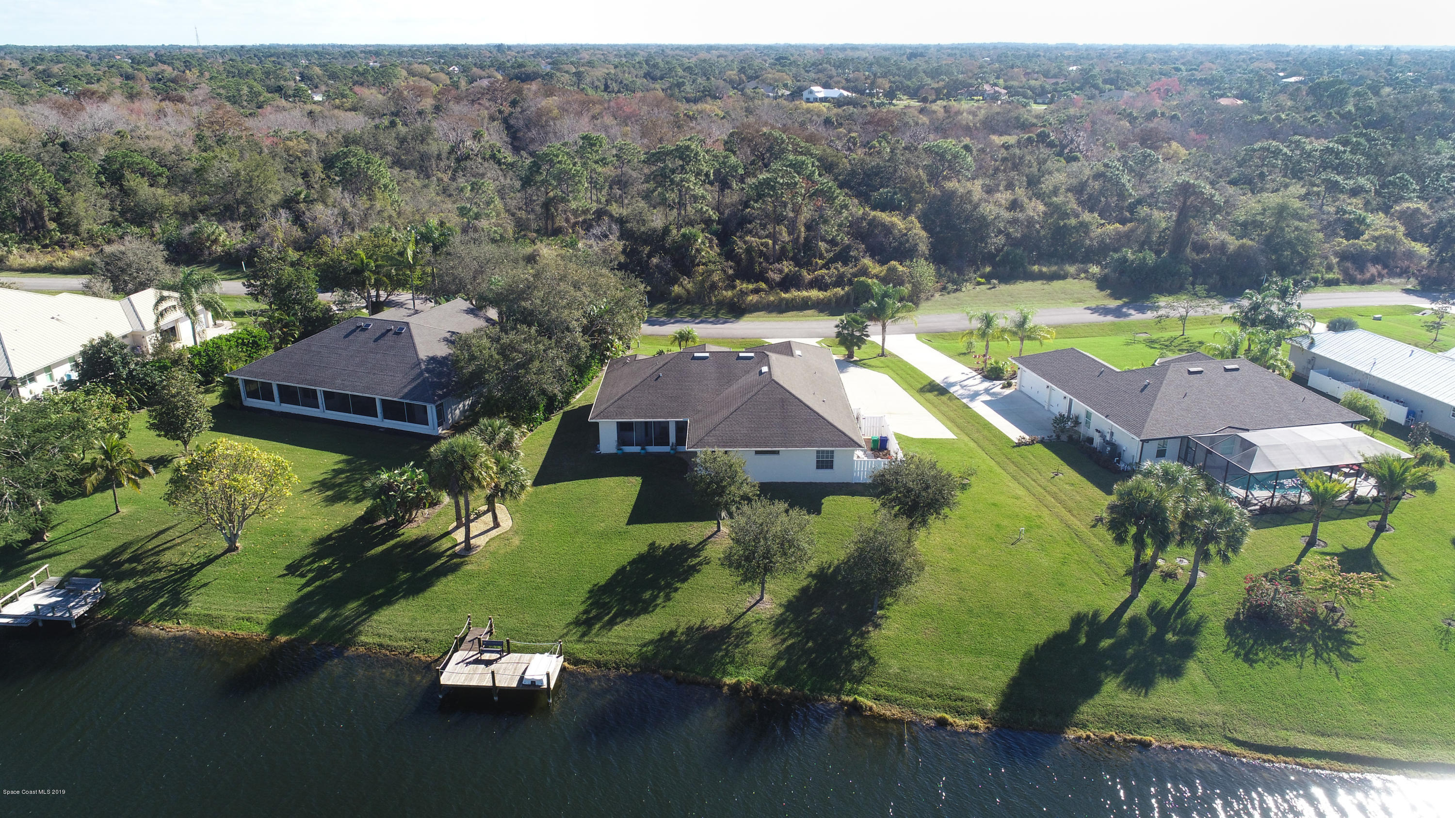 1572 Eagles Circle Sebastian, FL 32958 - Photo 7 of 48 large-7