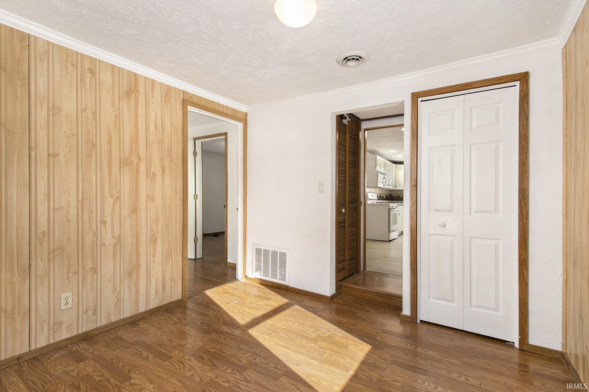 27865 Willard Road Elkhart, IN 46514 - Photo 12 of 17 Gallery Image 12