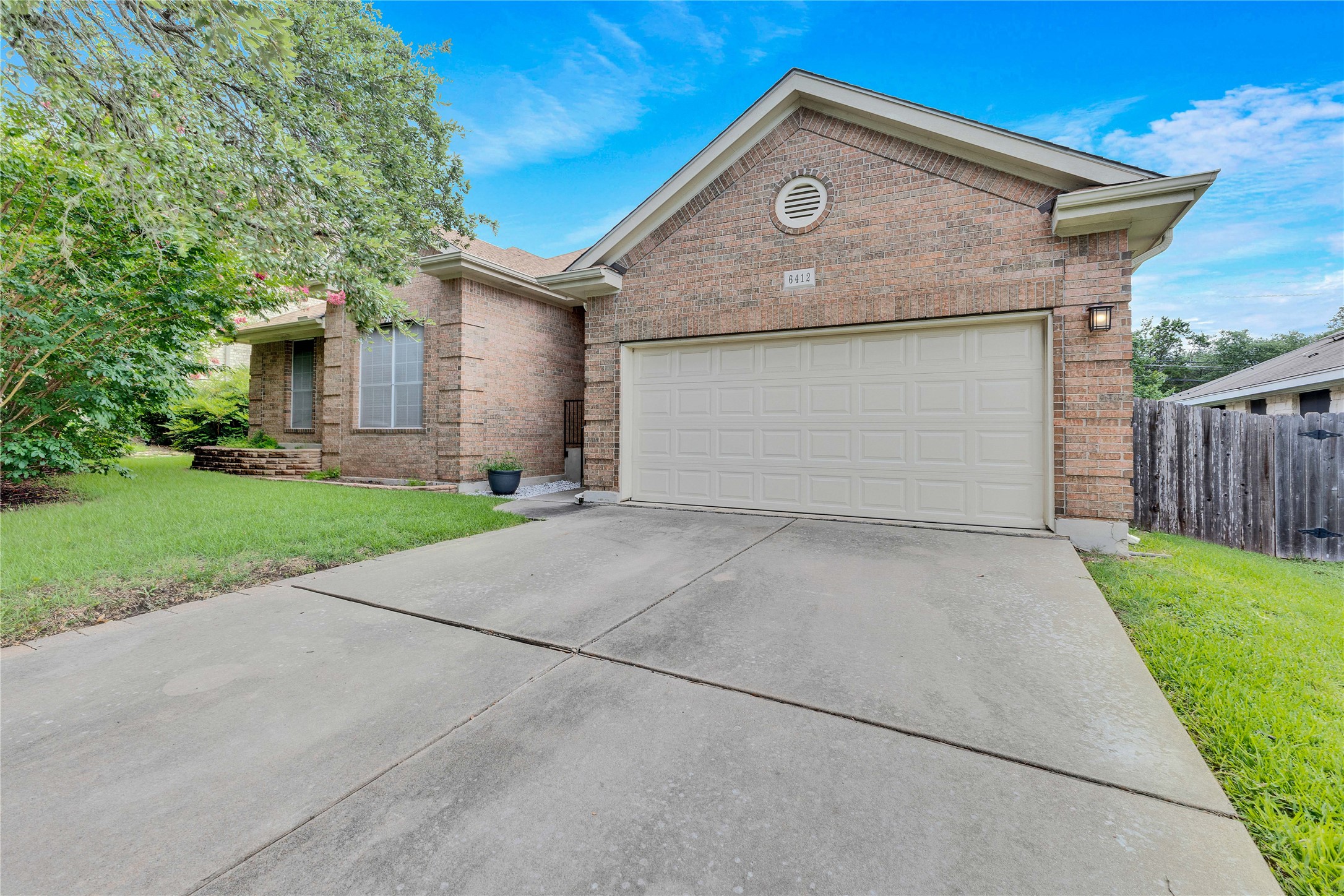 6412 Convict Hill Road Austin, TX 78749 - Photo 2 of 27