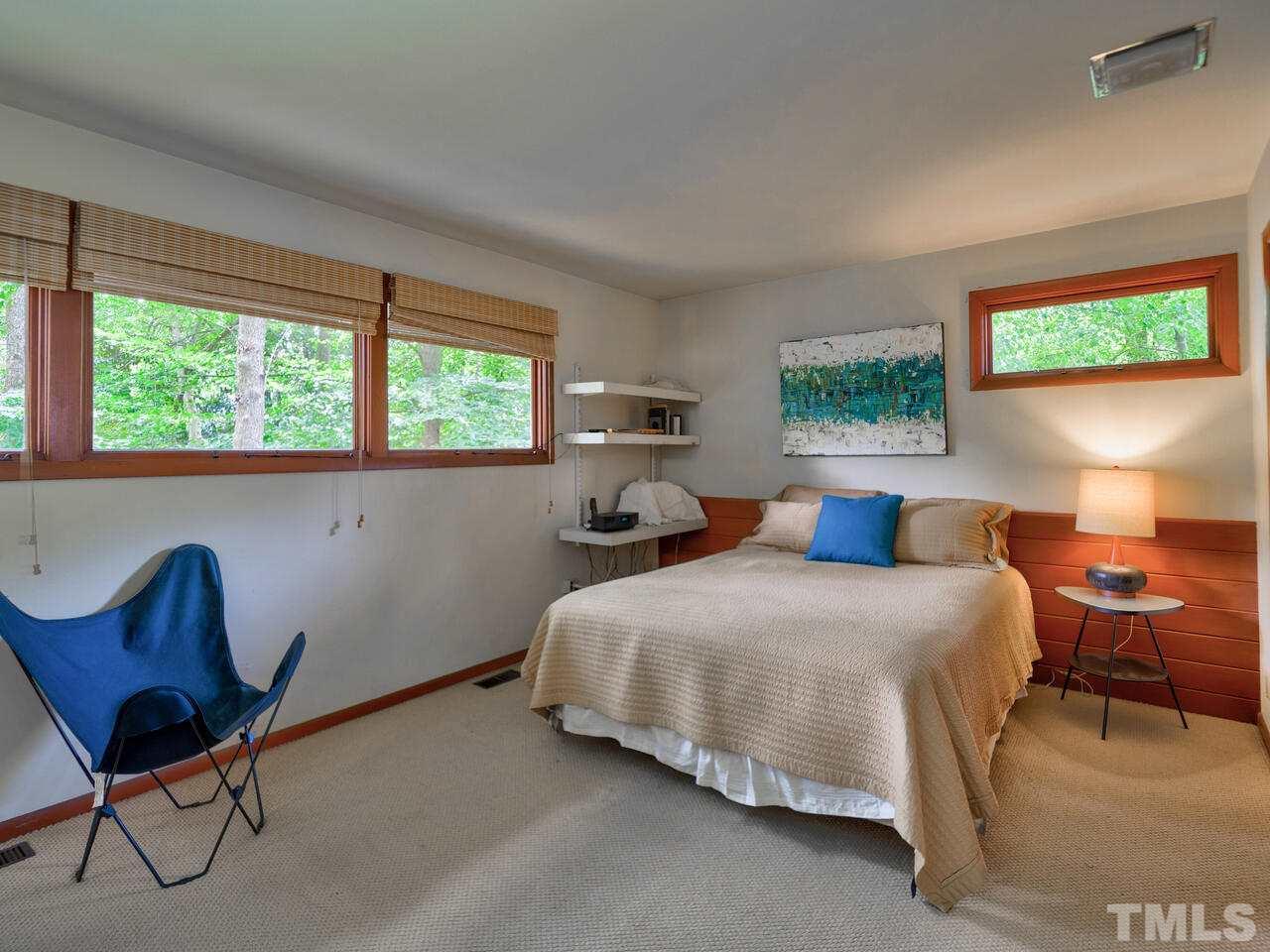 4512 Bartlett Street Raleigh, NC 27609 - Photo 11 of 30