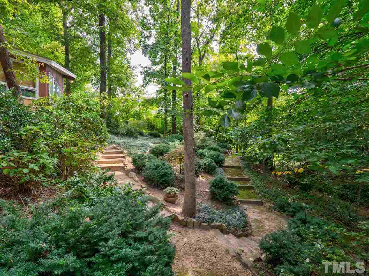 4512 Bartlett Street Raleigh, NC 27609 - Photo 25 of 30