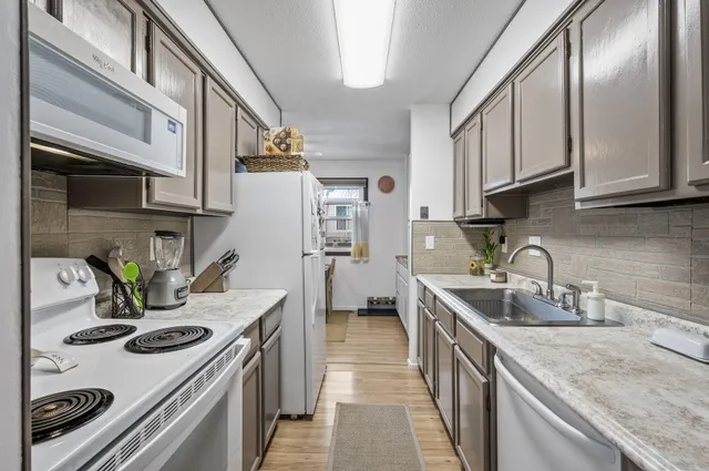 $219,900 | 8857 North 42nd Avenue, New Hope, MN 55427