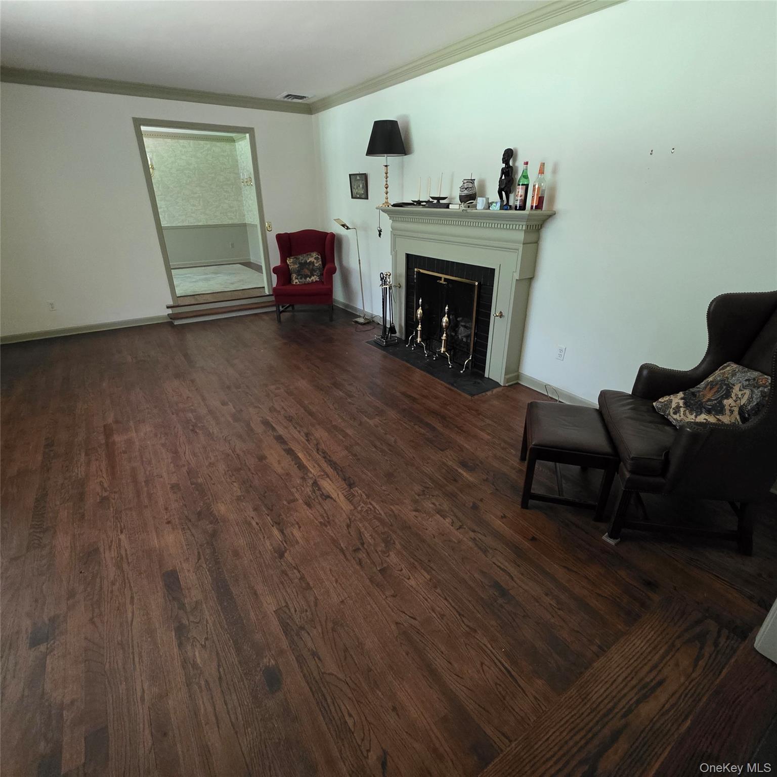 9 Cliff Road Port Jefferson, NY 11777 - Photo 17 of 31 Gallery Image 17