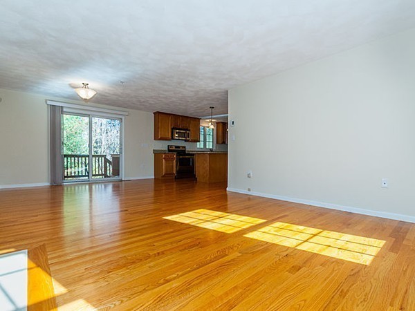 6 Falcon Road, Unit A Wilmington, MA 01887 - Photo 4 of 21 Gallery Image 4