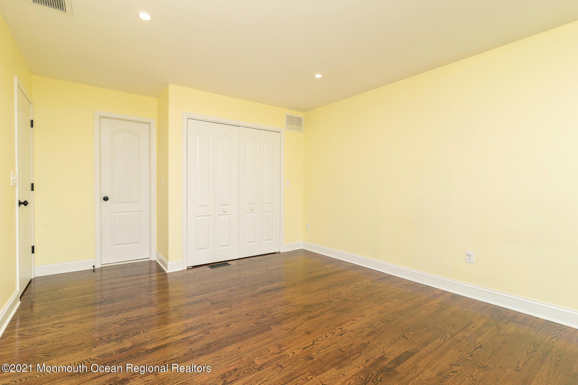 525 Frank Applegate Road Jackson, NJ 08527 - Photo 33 of 56 a view of an empty room