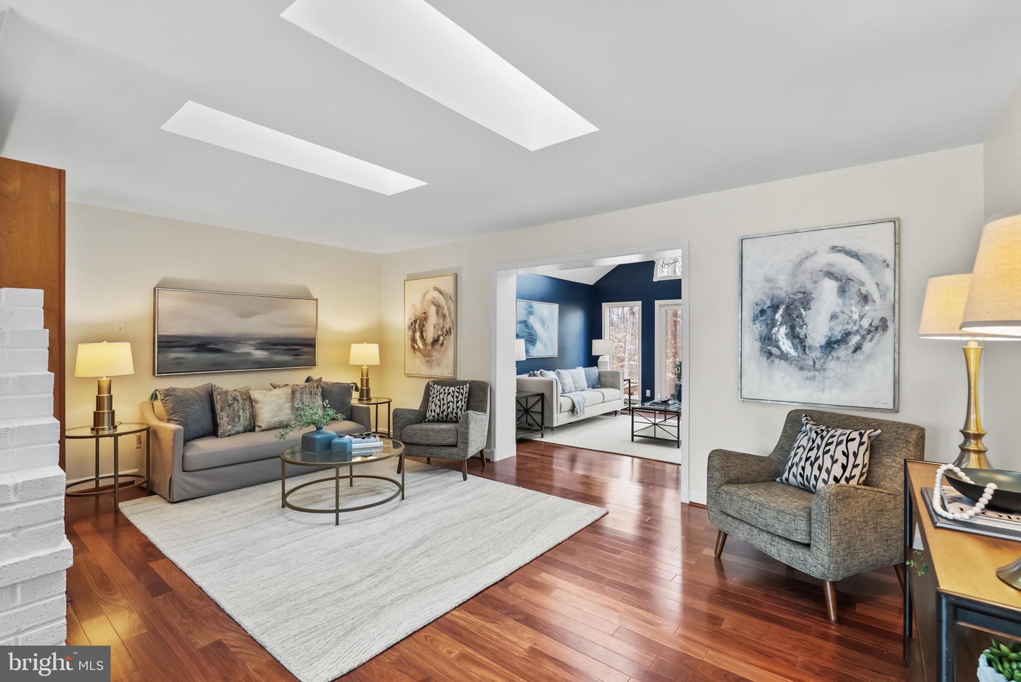 7418 Nancemond Street Springfield, VA 22150 - Photo 11 of 45 Living Room