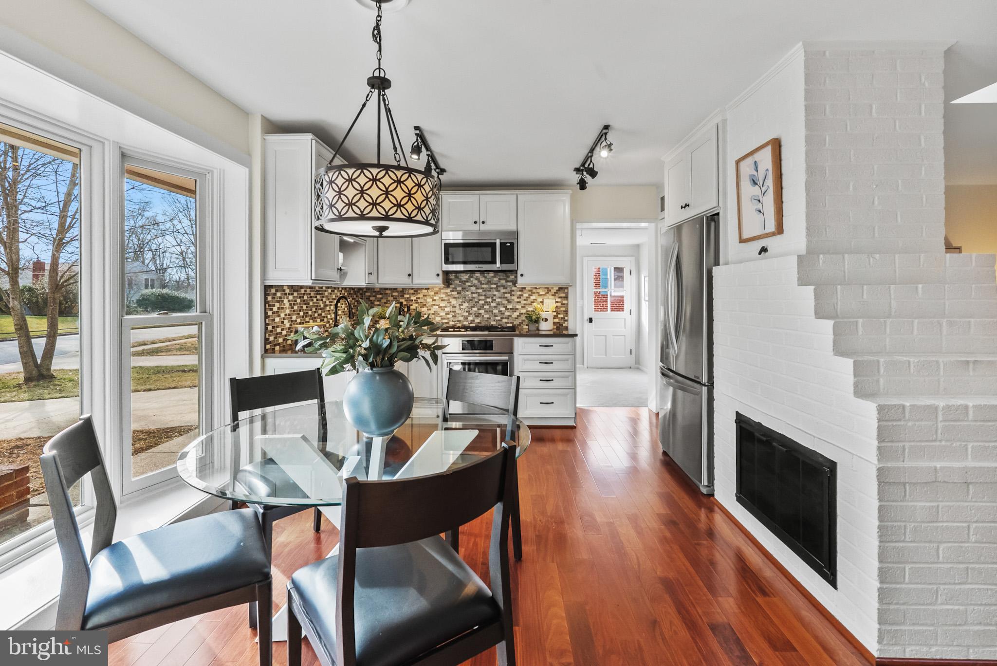 7418 Nancemond Street Springfield, VA 22150 - Photo 29 of 45 Main Level to den