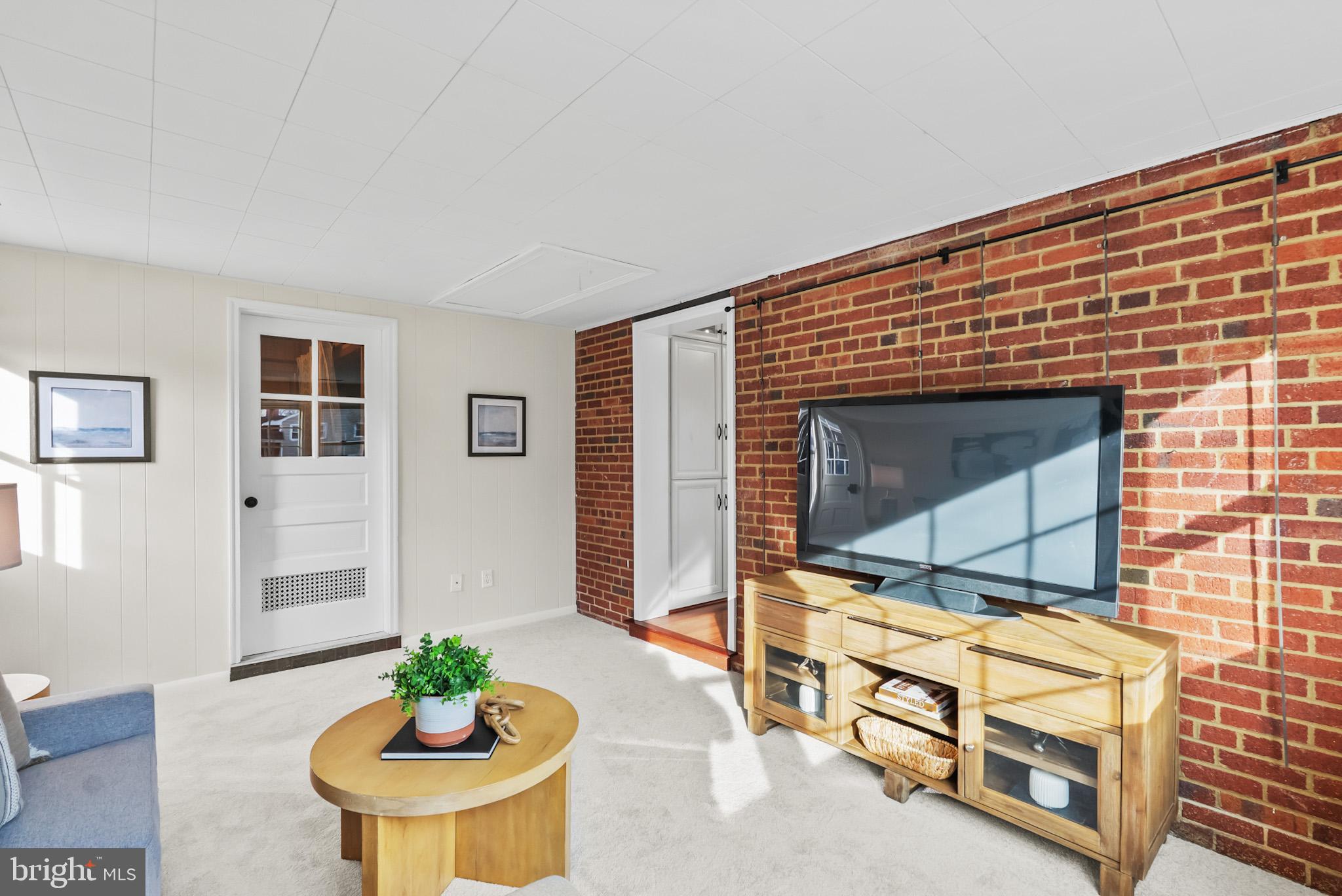 7418 Nancemond Street Springfield, VA 22150 - Photo 32 of 45 Den