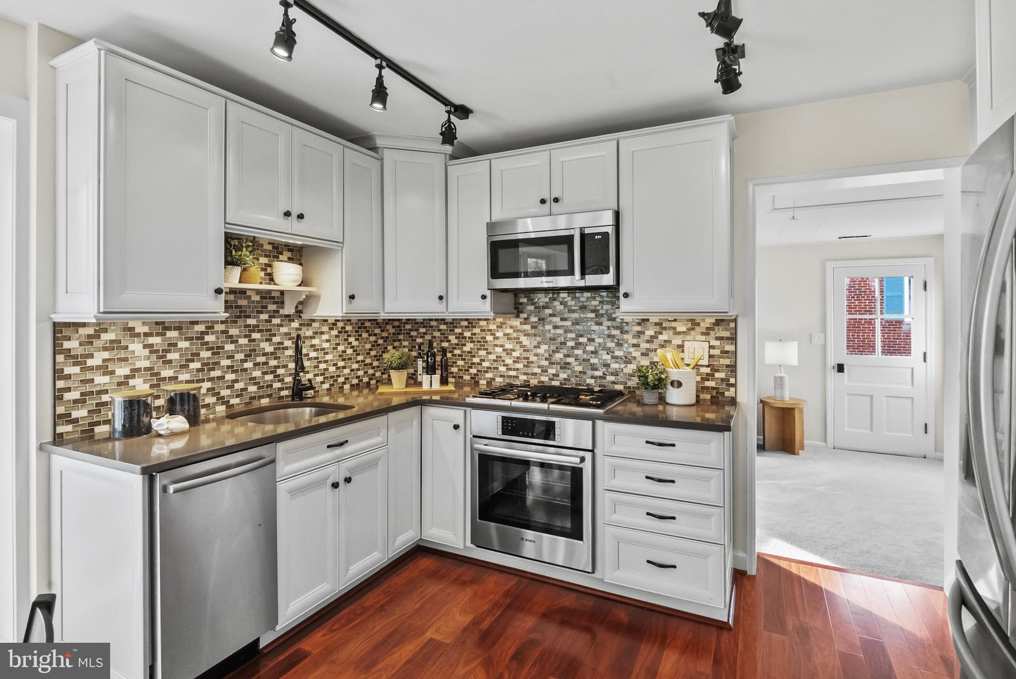 7418 Nancemond Street Springfield, VA 22150 - Photo 4 of 45 Kitchen