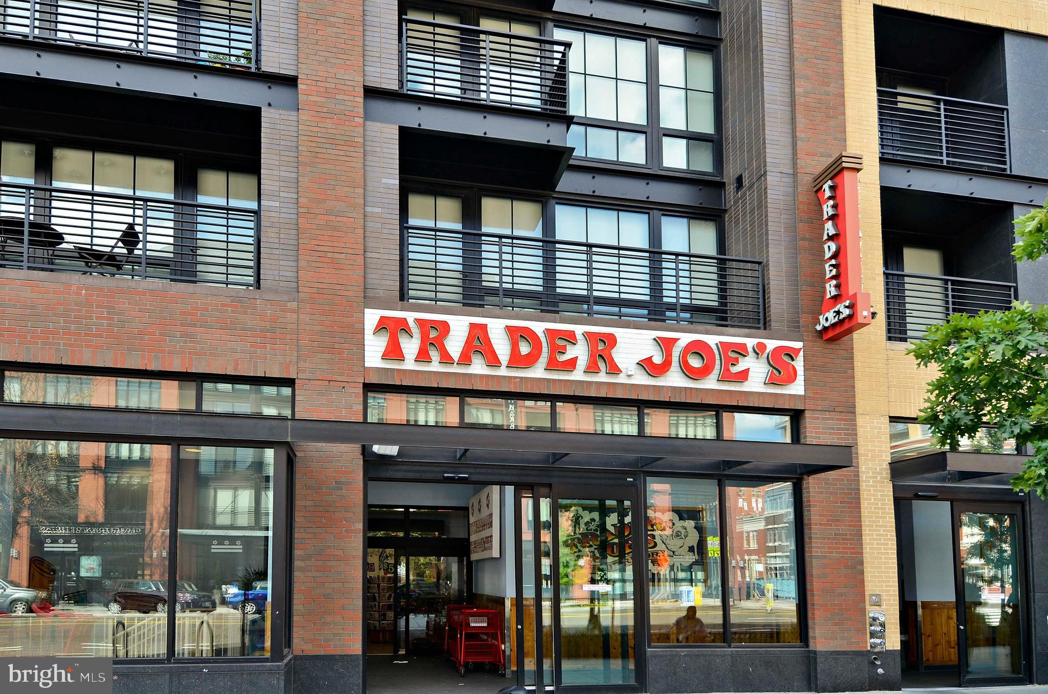 1300 N Street Northwest, Unit 801 Washington, DC 20005 - Photo 53 of 60 Trader Joe's