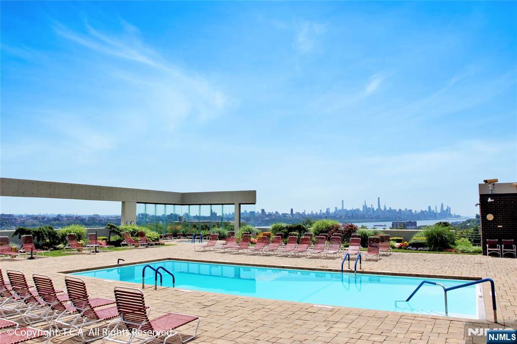 200 Old Palisade Road, Unit 25D Fort Lee, NJ 07024 - Photo 28 of 30 a view of a city
