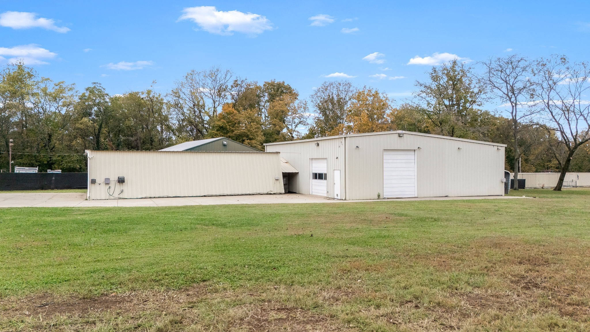 6580 Burkitt Road Antioch, TN 37013 - Photo 44 of 62 a view of a back yard of the house and green space