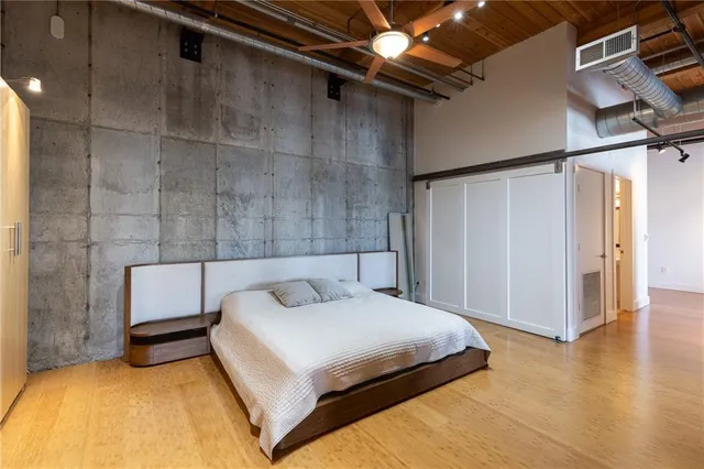 $617,500 | 210 West 5th Street, Unit 203, Kansas City, MO 64105