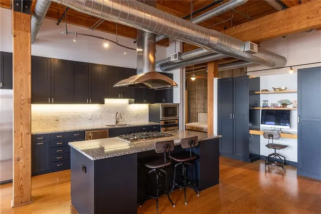 $617,500 | 210 West 5th Street, Unit 203, Kansas City, MO 64105