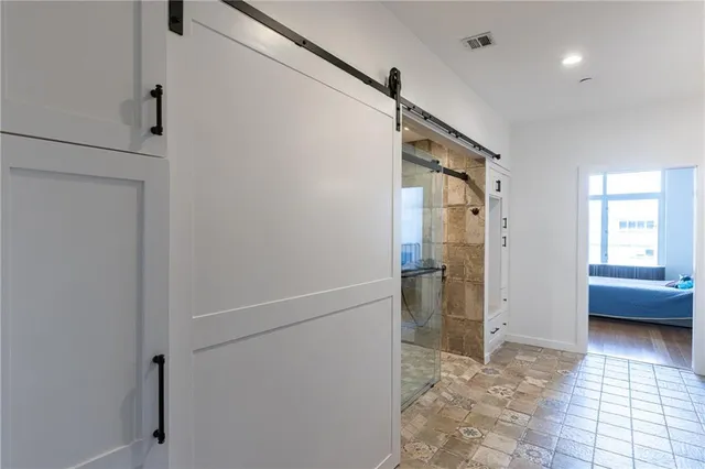 $617,500 | 210 West 5th Street, Unit 203, Kansas City, MO 64105