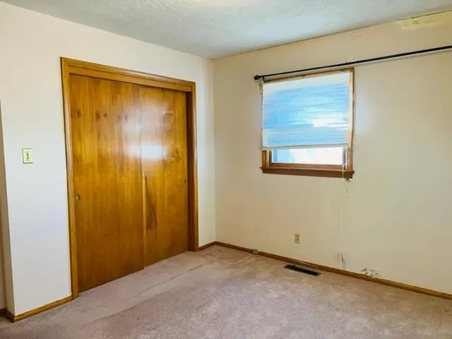 $199,000 | 2324 N Crest, Augusta, KS 67010