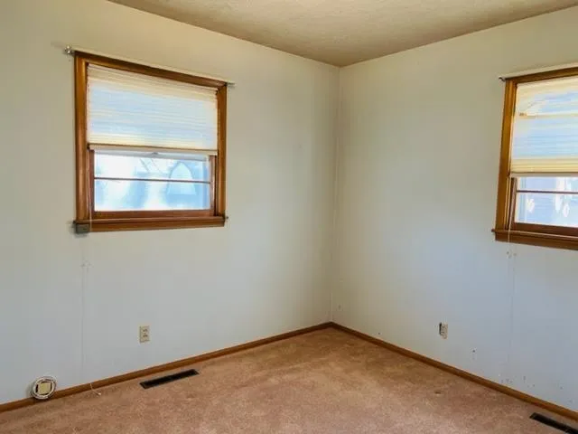 $199,000 | 2324 N Crest, Augusta, KS 67010