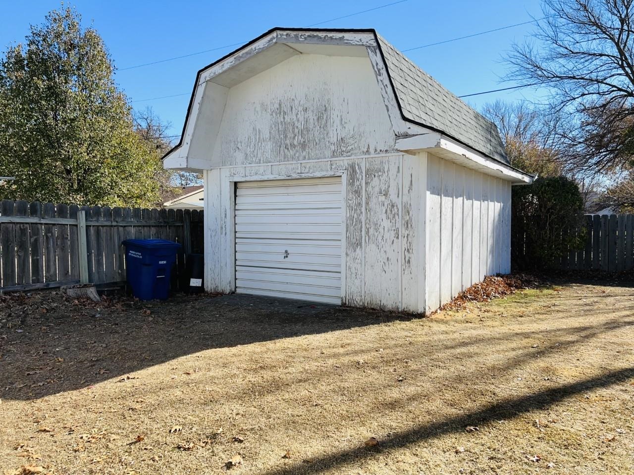 2324 N Crest Augusta, KS 67010 - Photo 23 of 29