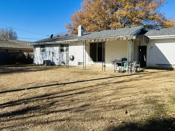 $199,000 | 2324 N Crest, Augusta, KS 67010