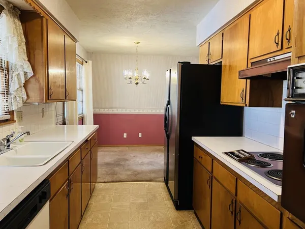 $199,000 | 2324 N Crest, Augusta, KS 67010