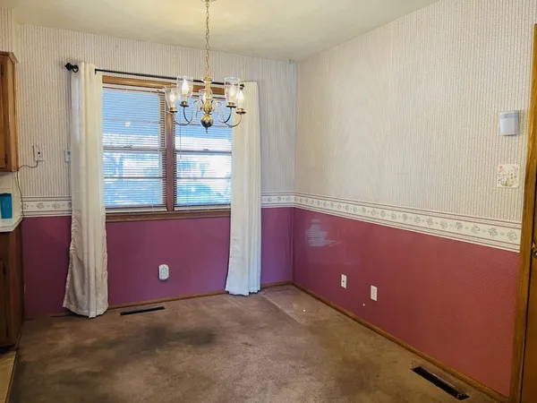 $199,000 | 2324 N Crest, Augusta, KS 67010
