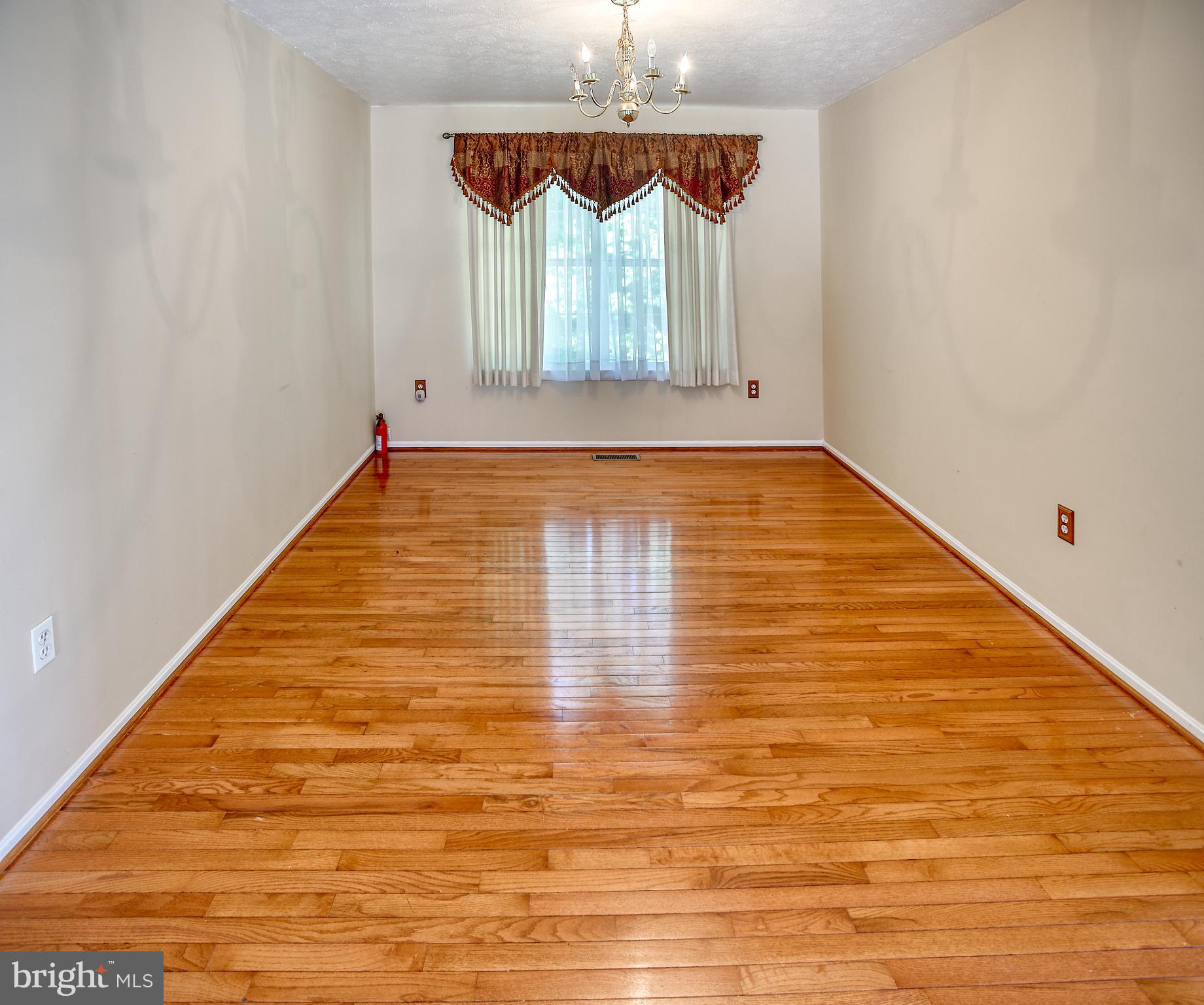 3909 Donnell Drive District Heights, MD 20747 - Photo 7 of 30