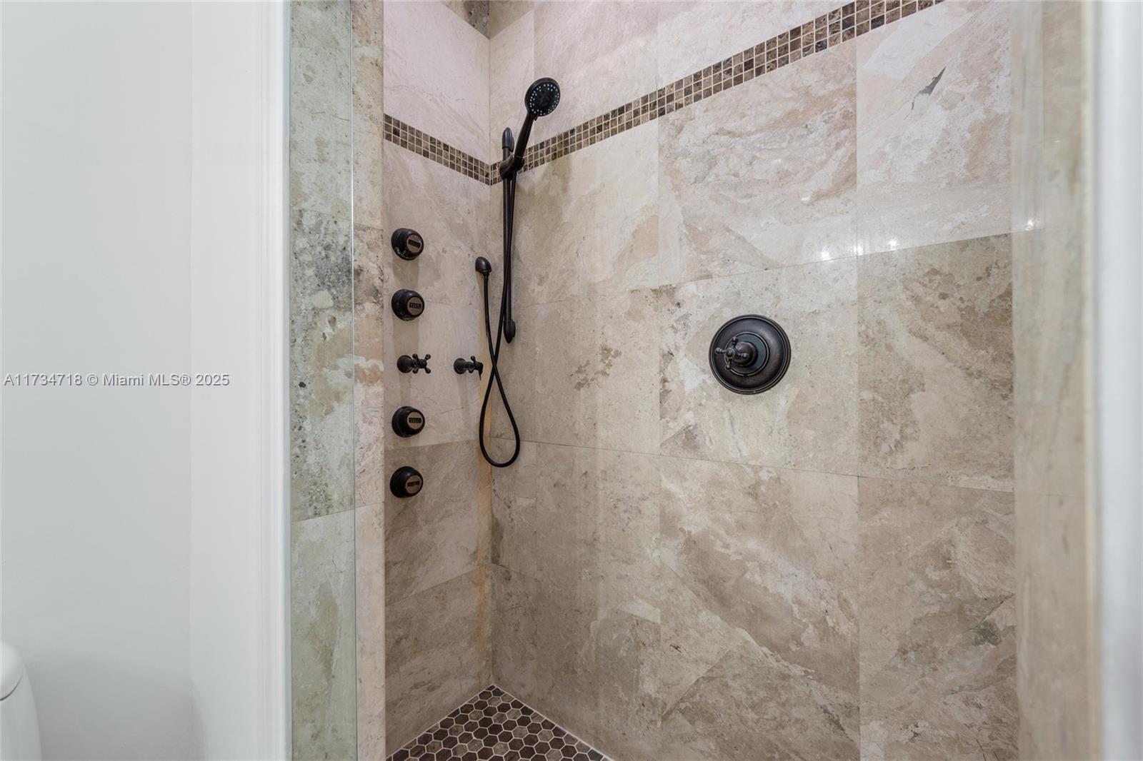 3069 Southwest 21st Street Miami, FL 33145 - Photo 24 of 25