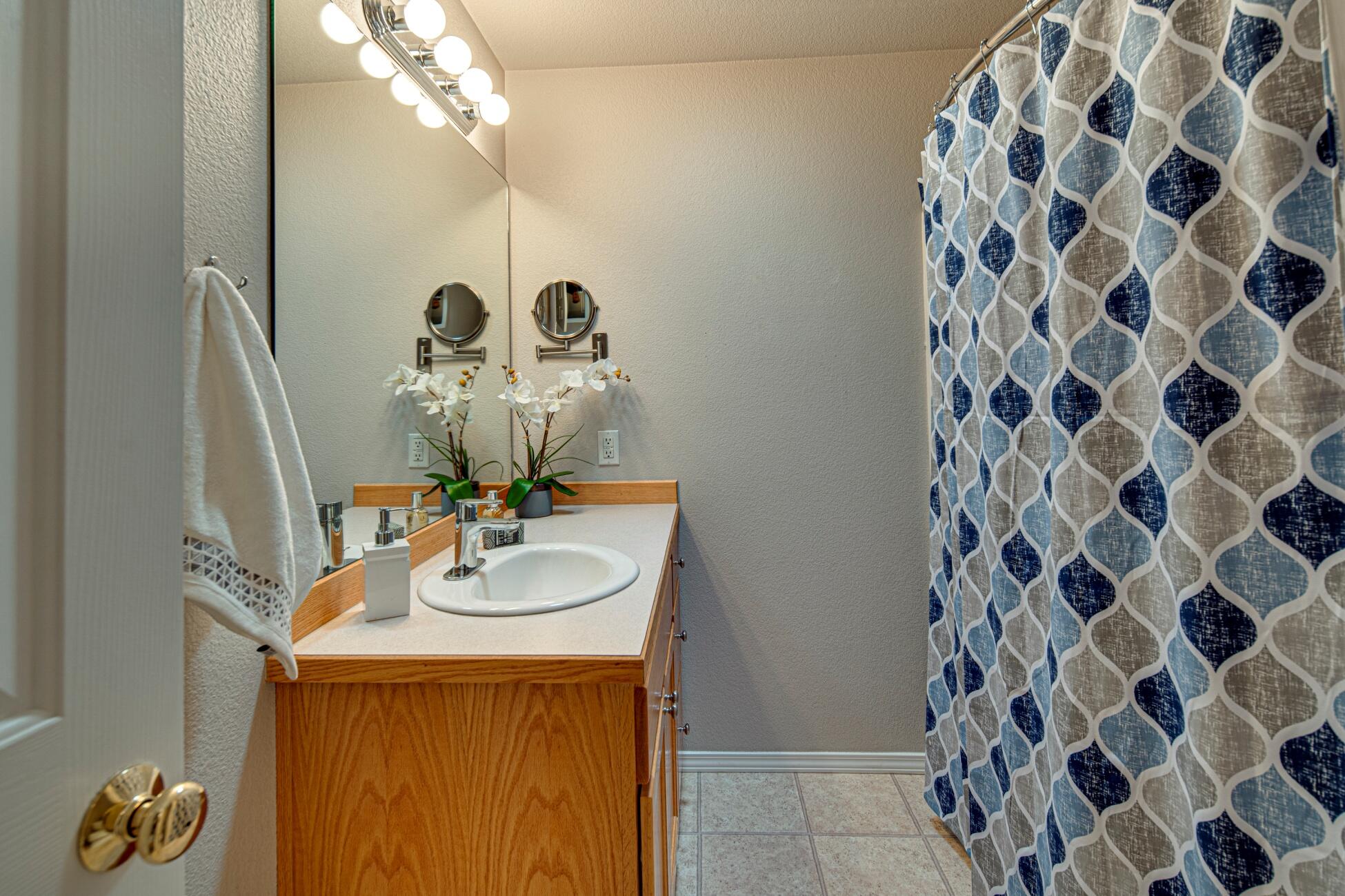 2021 Southwest 38th Street Redmond, OR 97756 - Photo 29 of 36 batch_2021SW38-136