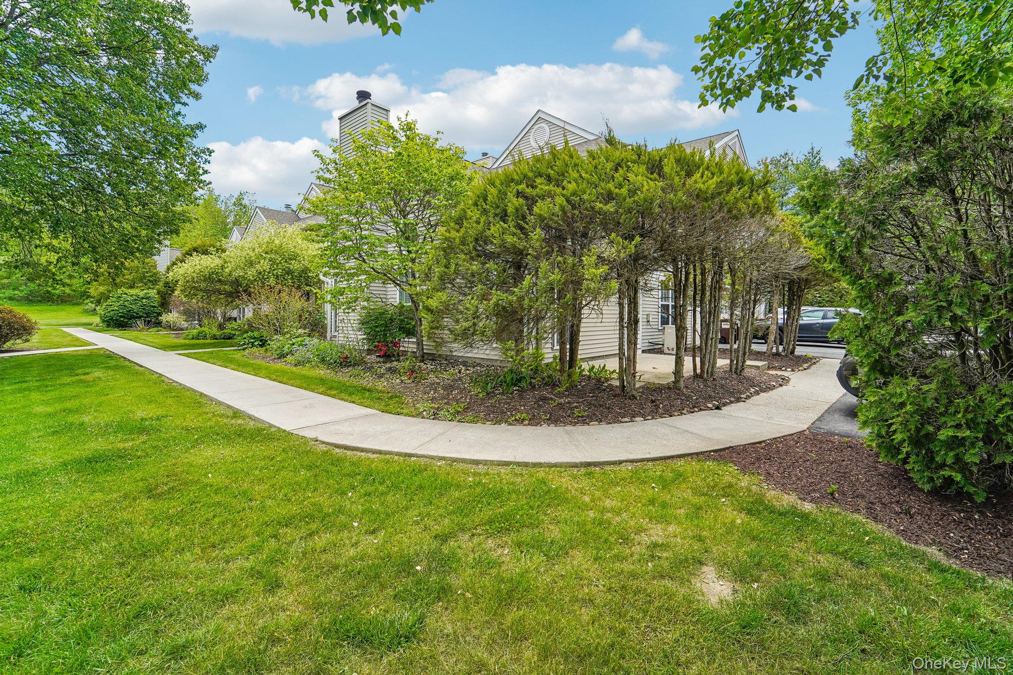 50 Olde Wagon Road Warwick, NY 10990 - Photo 2 of 36