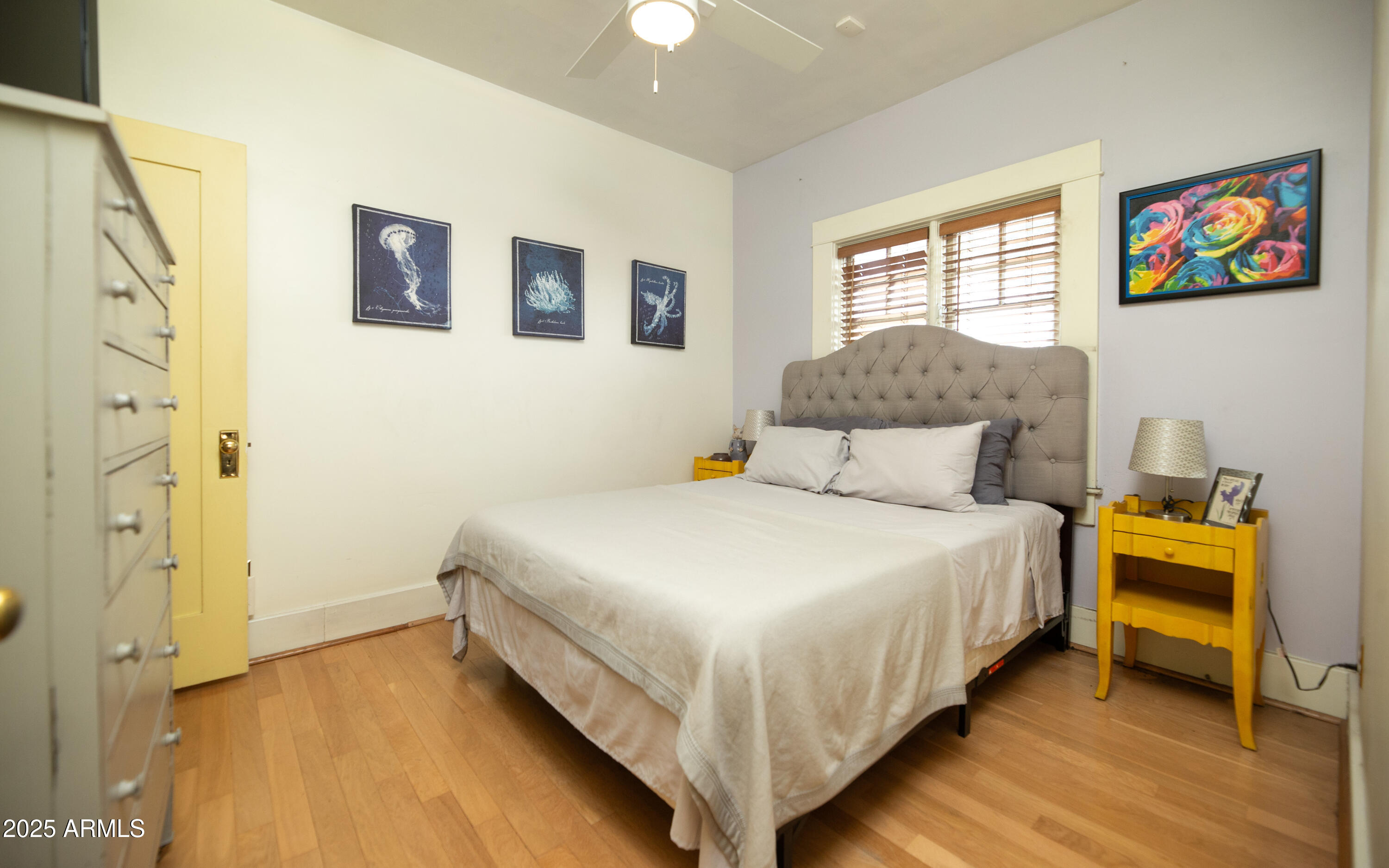 1650 North 10th Street Phoenix, AZ 85006 - Photo 20 of 29 a bedroom with a bed and a table