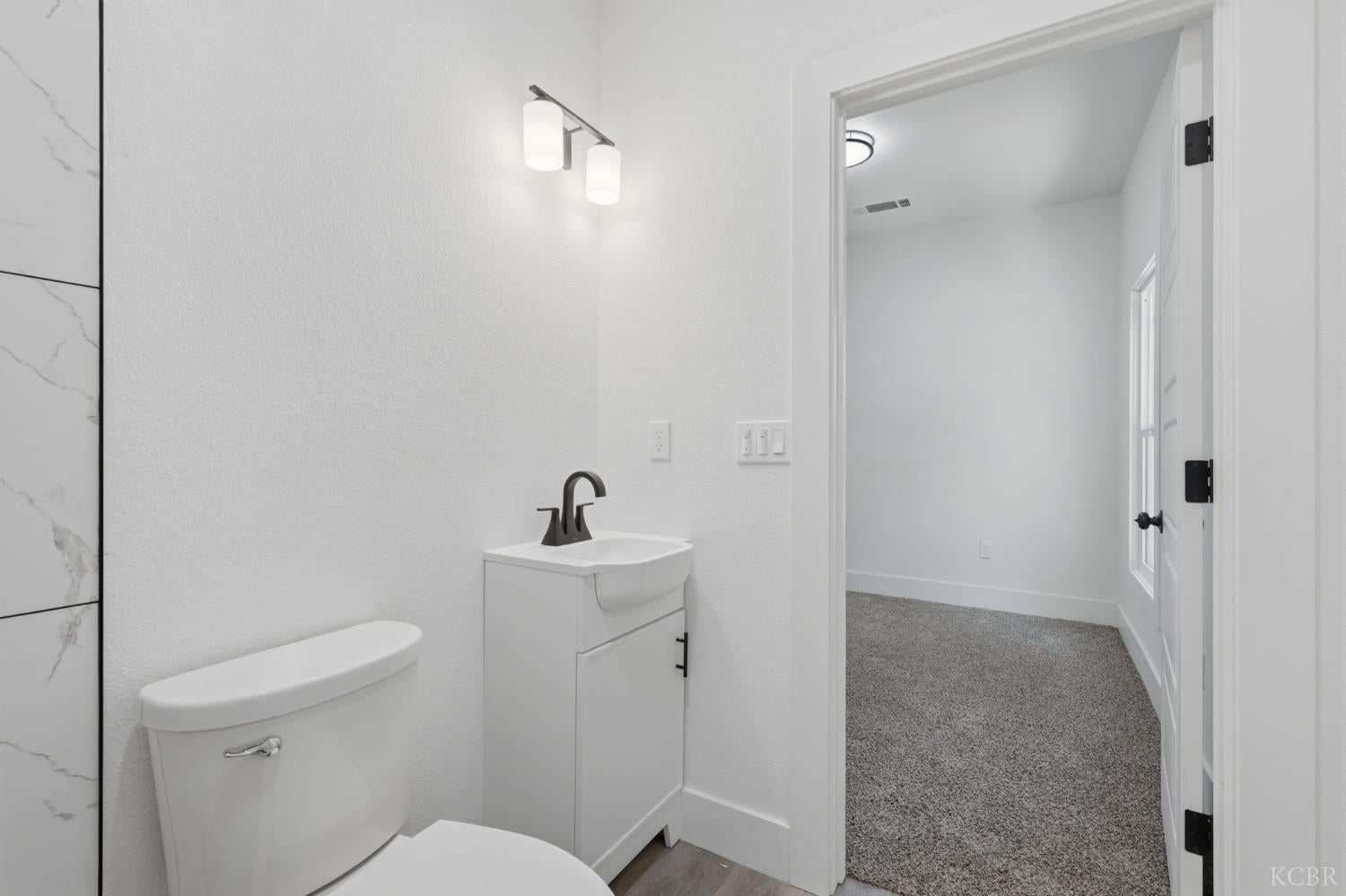 1145 D Street Reedley, CA 93654 - Photo 21 of 40 Gallery Image 21