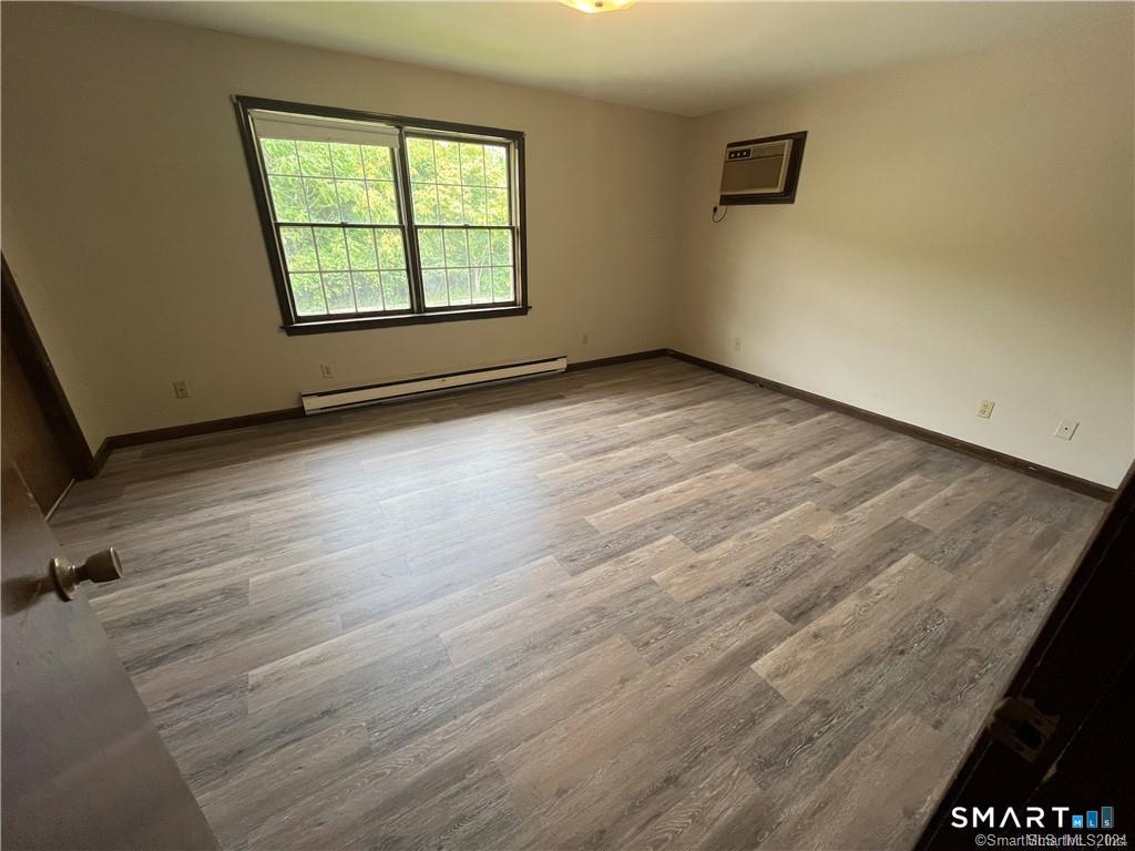 302 Boston Post Road Waterford, CT 06385 - Photo 9 of 10