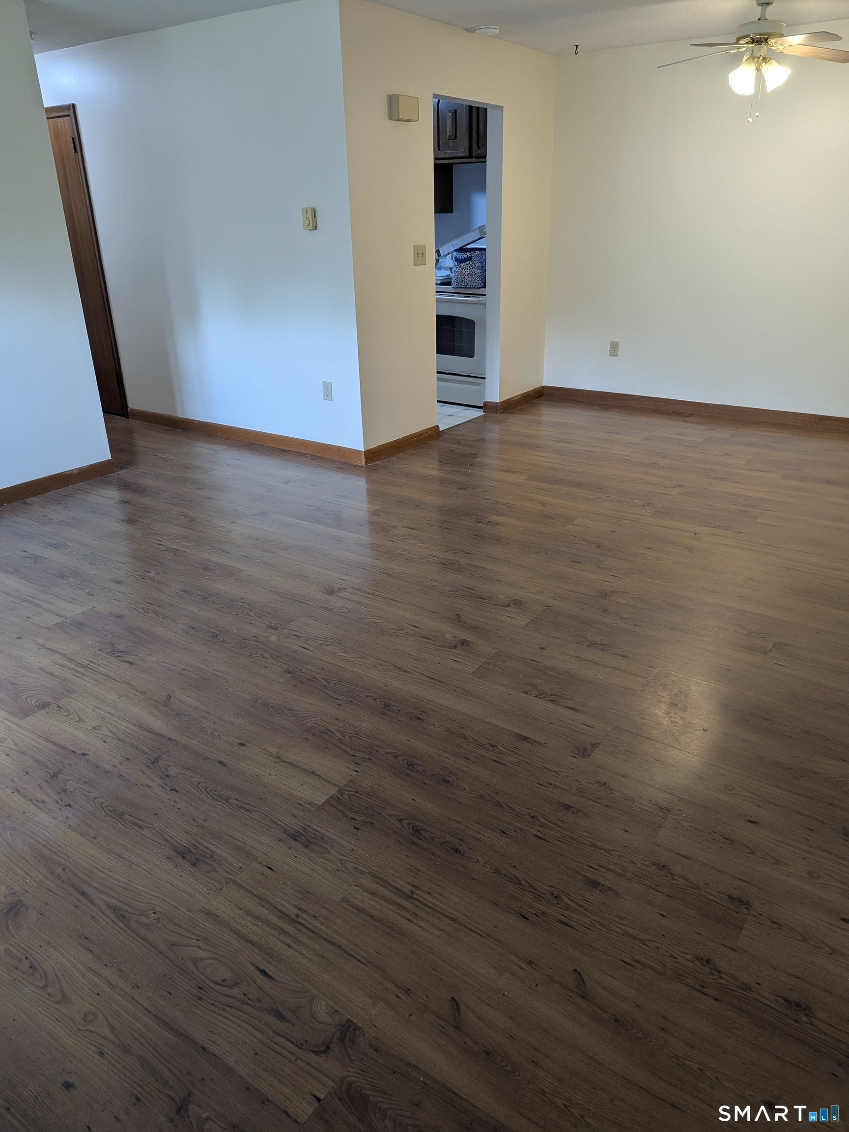 36 Thompson Road, Unit B Manchester, CT 06040 - Photo 3 of 12 Gallery Image 3