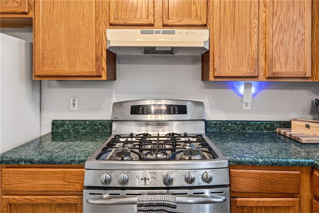 2343 Rambling Way Lithonia, GA 30058 - Photo 10 of 47