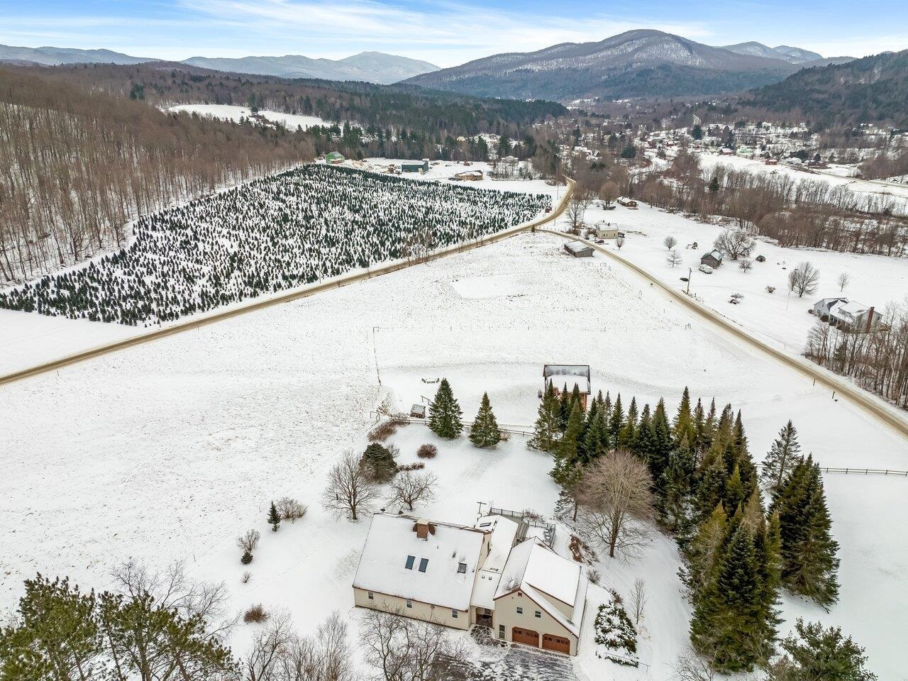 250 Mayo Road Huntington, VT 05462 - Photo 2 of 31