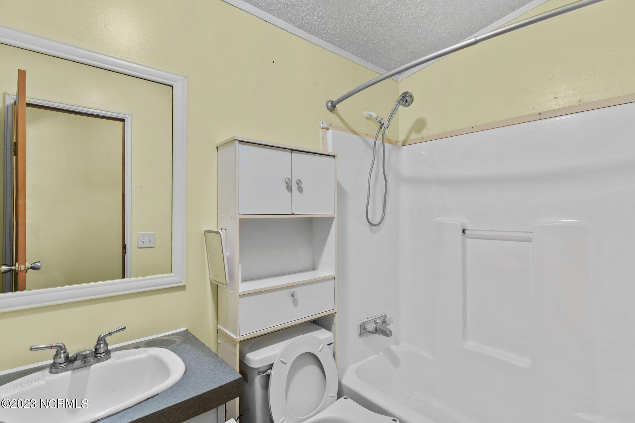 703 Rivenbark Road Currie, NC 28435 - Photo 49 of 59 49-web-or-mls-BTS08126