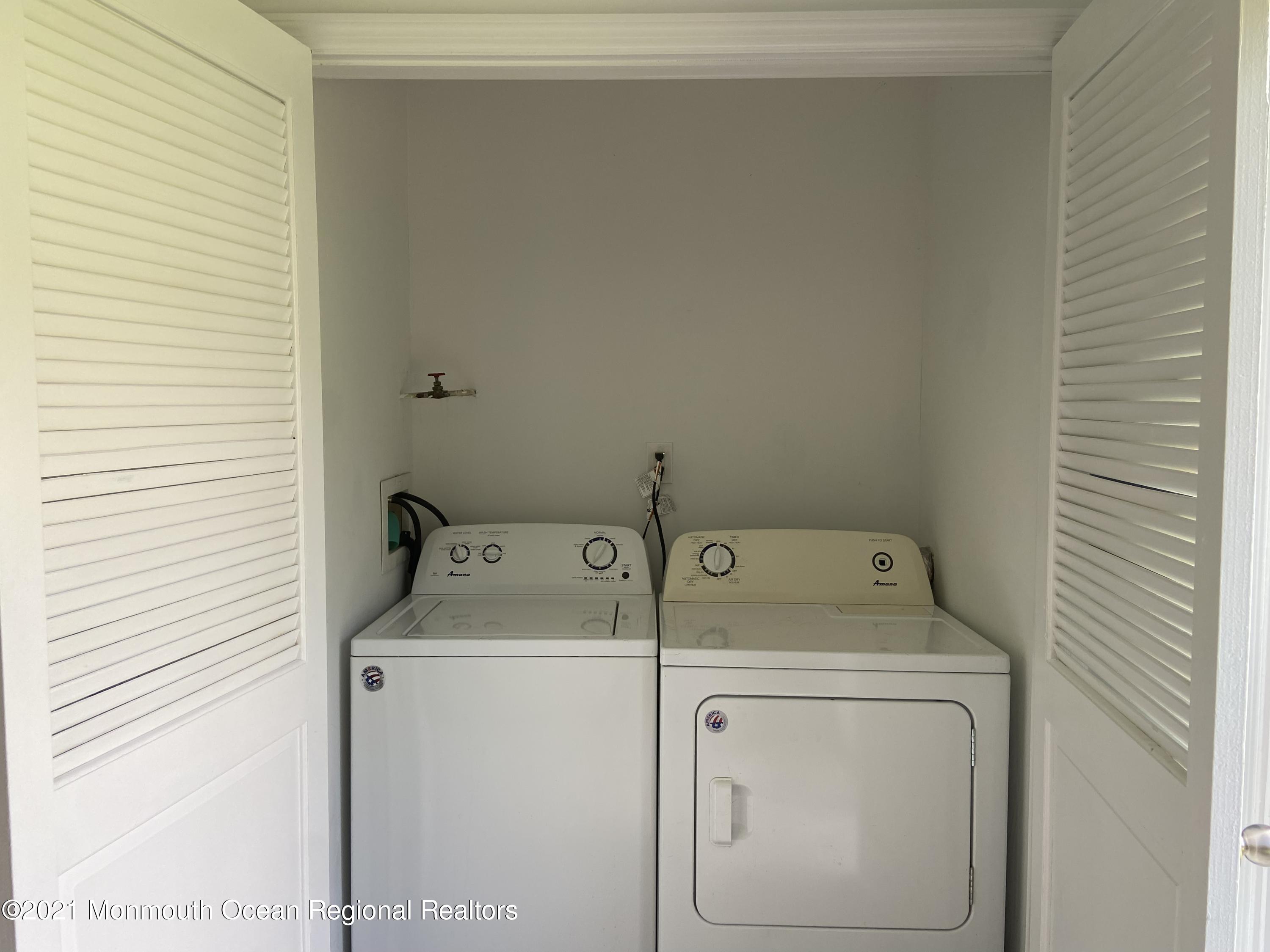 151 Sawmill Road, Unit 265 Brick, NJ 08724 - Photo 30 of 32 Washer/Dryer