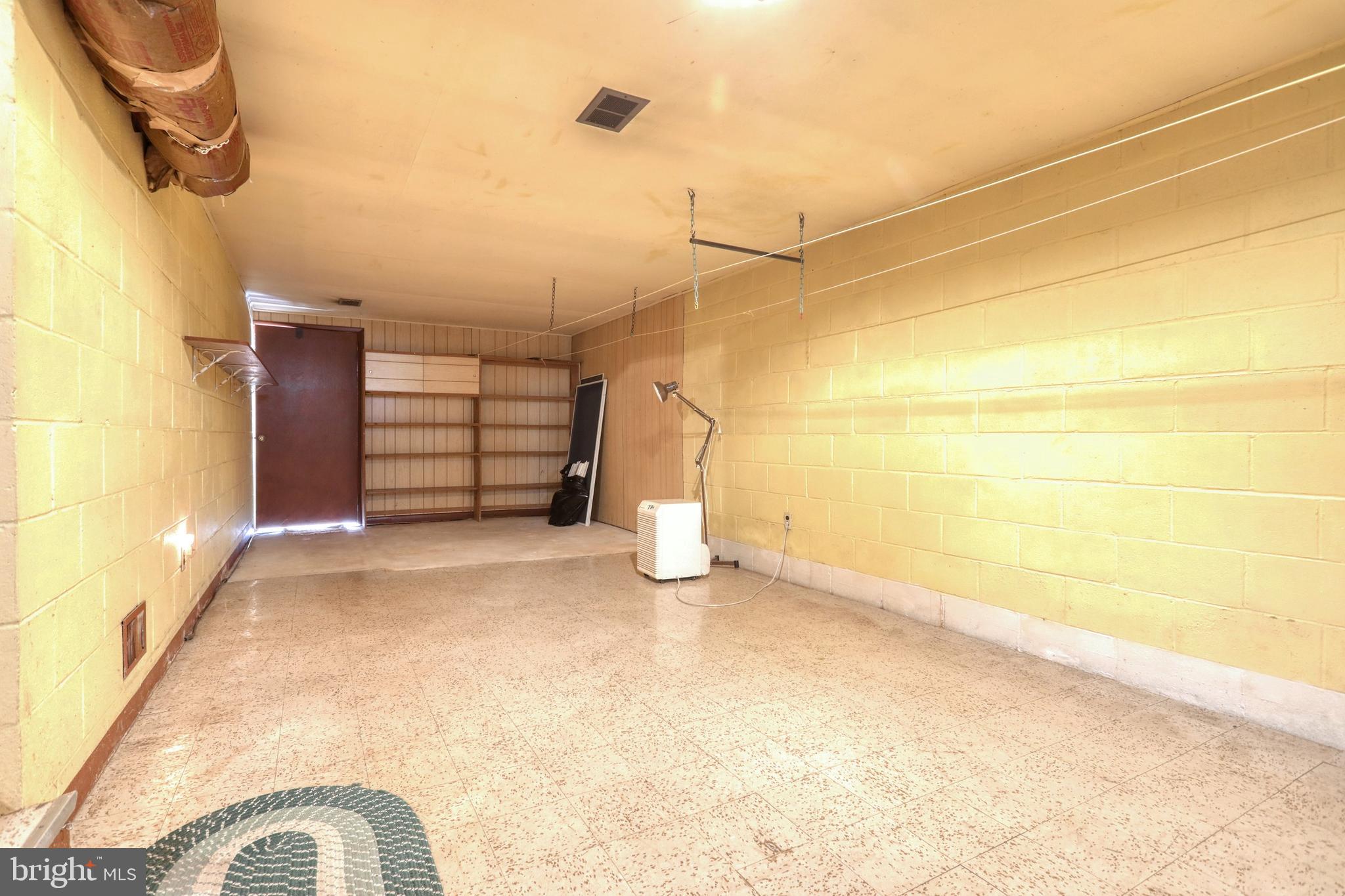 800 Locust Point Road Manchester, PA 17345 - Photo 25 of 32 Gallery Image 25